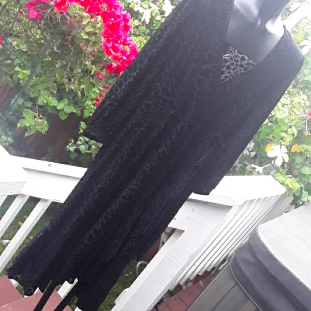 Calvin Klein 12/14 dress black on black velvet leopard pattern